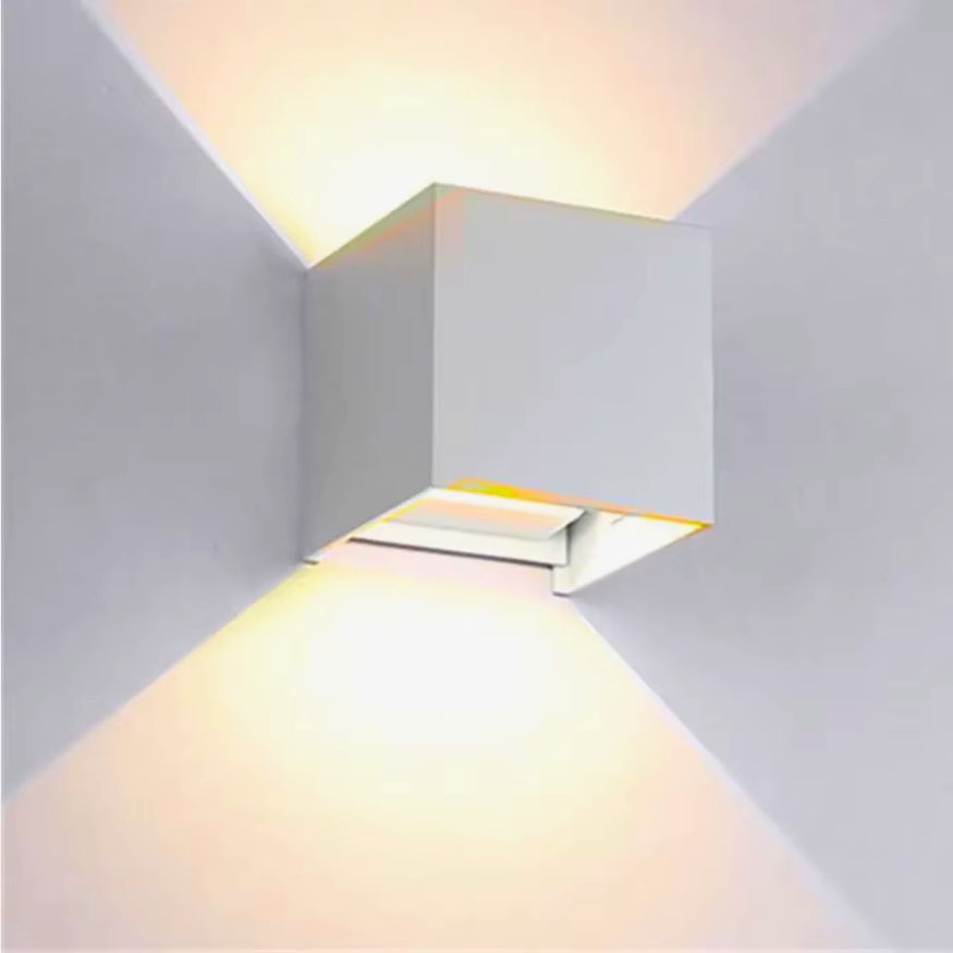 Leuchtstil - Lumea Kabellose RGB Wandlampe